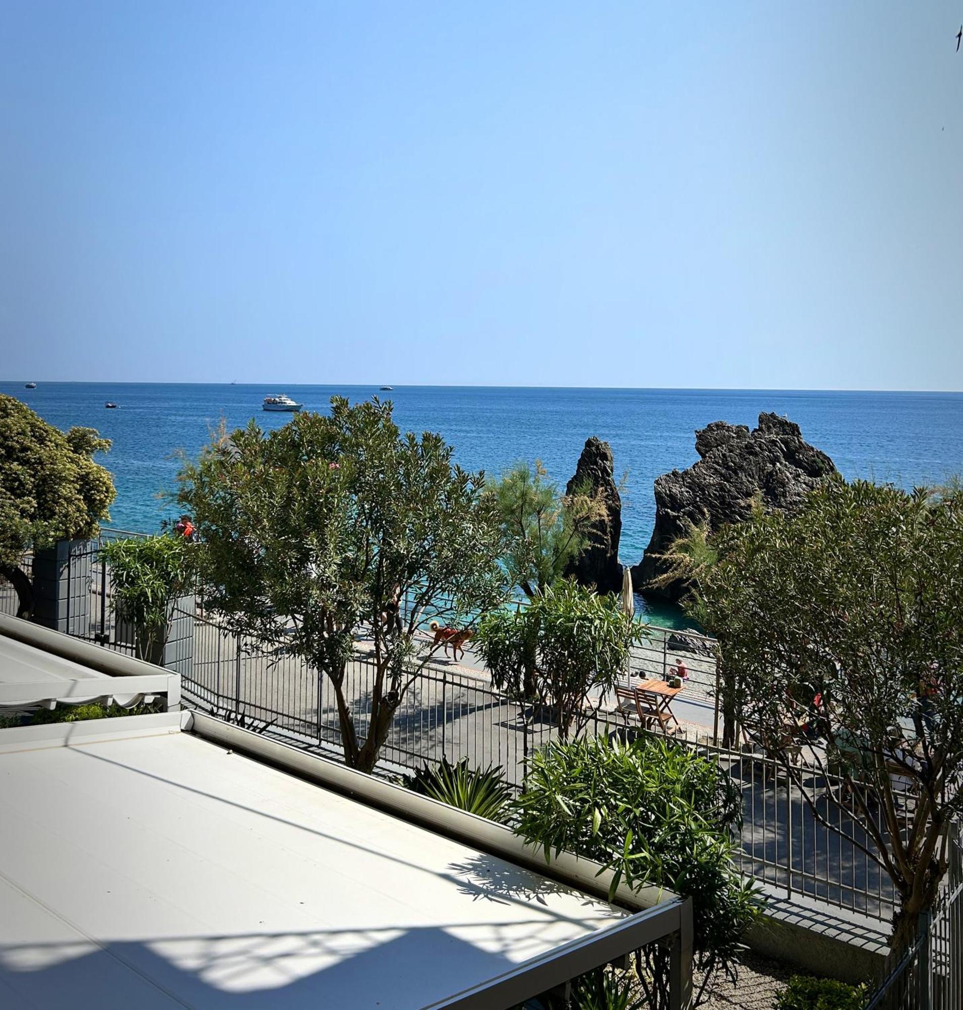 Hotel Meuble Agavi Monterosso al Mare Bagian luar foto